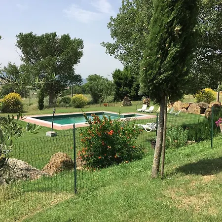 Fonte All'oppio Con Area Piscina Recintata Villa