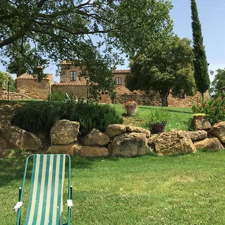 Fonte All'oppio Con Area Piscina Recintata Pienza